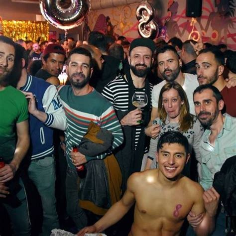 cruising gay barcelona|Best gay bars in Barcelona for a fun night out • Nomadic Boys